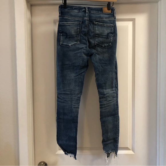 American Eagle Ne(x)t Level Stretch, high-rise jegging crop. Medium-dark wash - Picture 3 of 4